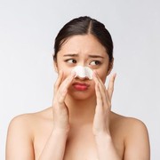 Ladies, 5 Kebiasaan Ini Bisa Mengecilkan Pori-Pori di Wajah