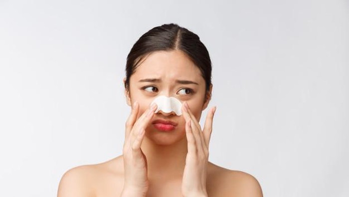 Ladies, 5 Kebiasaan Ini Bisa Mengecilkan Pori-Pori di Wajah