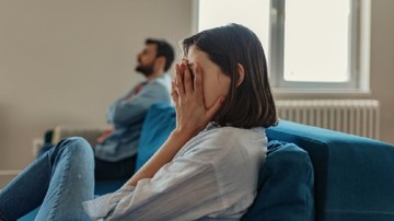 Pertanyaan yang Wajib Dijawab Jika Suami Mengajak Open Relationship