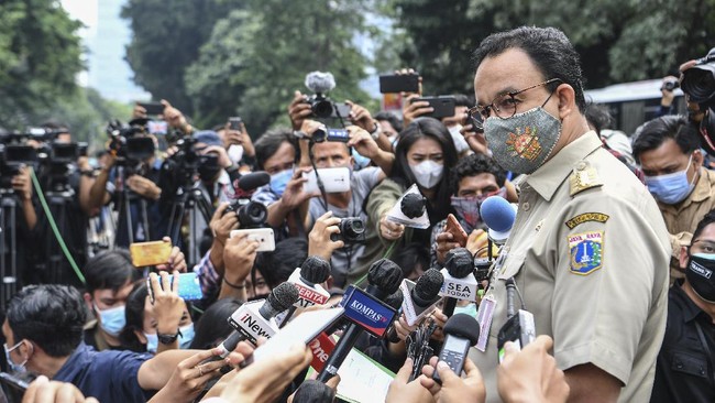 Gubernur DKI Jakarta Anies Baswedan terpapar covid-19. Hasil tes usap menunjukkan Anies positif Covid-19.