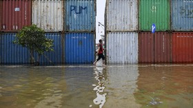 FOTO: Banjir Rob di Kawasan Sunda Kelapa Jakarta Utara