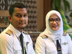 Jatuh Bangun Pilot Sebelum Bisa Terbang Bersama Maskapai