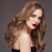 Ikuti Tren Gaya Rambut Wanita Berambut Panjang untuk Tampil Cantik