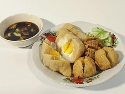 5 Kuliner Legendaris di Depok, dari Ayam Bakar hingga Pempek