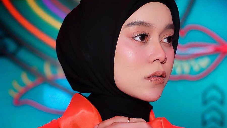 lesti kejora Tutorial hijab ala Lestiani Andryani