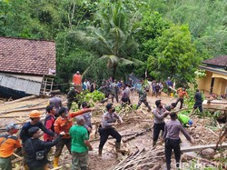 Sekeluarga di Banyumas Tertimbun Longsor, 1 Orang Tewas dan 3 Hilang