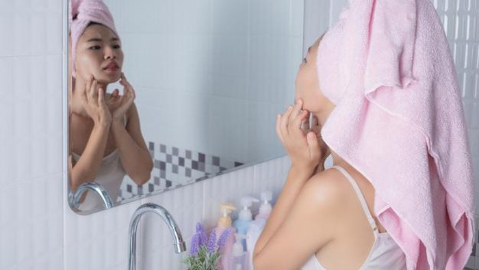 Malas Eksfoliasi? Ini Akibat yang Akan Kamu Rasakan!