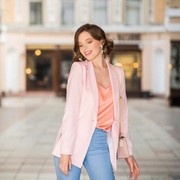 Tidak Akan Pernah Salah! Yuk Contek Kombinasi Warna Untuk Outfit Sehari-Hari