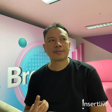 Dear Kalina Oktarani...Vicky Prasetyo Nunggu Jawabannya Nih!