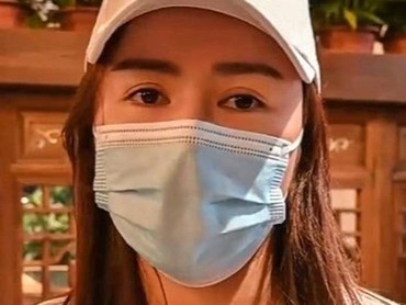 img-title Usai Operasi Hidung, Bentuk Telinga Wanita Ini Malah Jadi Janggal