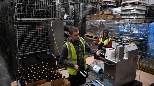 FOTO: English Noveau, 'Musuh Baru' Wine Prancis