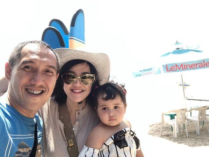 Lama Menghilang, Intip 7 Potret Bahagia Andi Soraya Usai Dinikahi Pengusaha