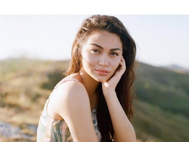 img-title Jadi Pelakor di Film La Tahzan, Ariel Tatum Ngaku Banyak Istigfar
