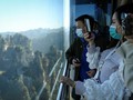 Lift Tertinggi Dunia Menjulang di Hutan 'Avatar' China