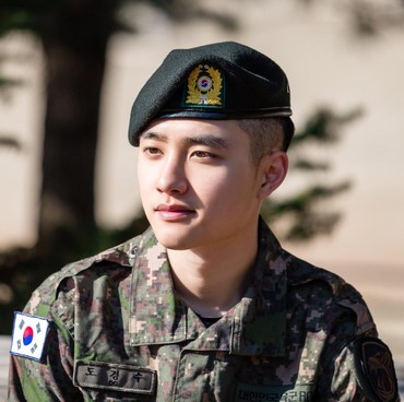 Yeay! D.O. EXO Selesai Wajib Militer Hari Ini
