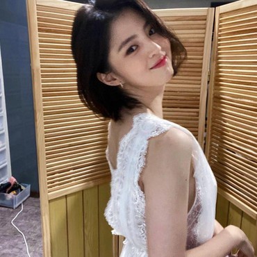 Ultah ke-26, Intip 6 Foto Han So Hee Tampil Beda dengan Rambut Pendek