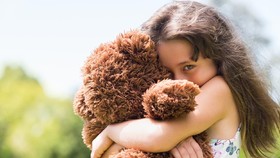 Studi: Main Boneka Bantu Kembangkan Empati Anak