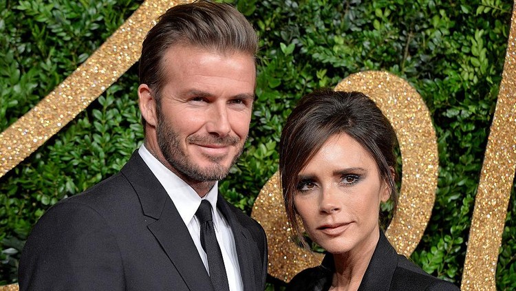 LONDON, ENGLAND - NOVEMBER 23:  David Beckham and Victoria Beckham attend the British Fashion Awards 2015 at London Coliseum on November 23, 2015 in London, England.  (Photo by Anthony Harvey/Getty Images)