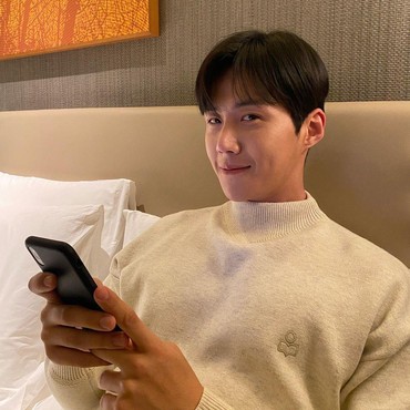 Kim Seon Ho Makin Tenar di DraKor 'Start-Up', Pengikut IG Tembus 2 Juta