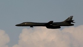Pesawat Pengebom AS Terobos China hingga Jet F-16 Hilang