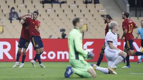 FOTO: Perayaan Setengah Lusin Gol Spanyol ke Gawang Jerman