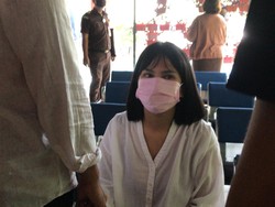 Vanessa Angel Serahkan Diri ke Rutan Pondok Bambu