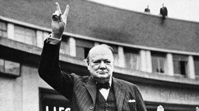 Lukisan Botol Whisky Karya Winston Churchill Laku Rp18 M