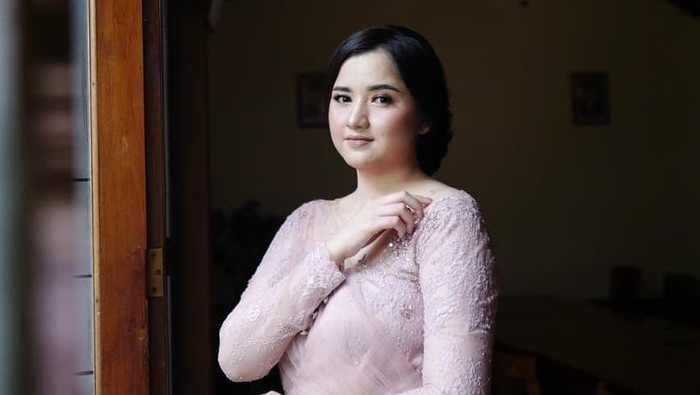 10 Potret Terbaru Tirani Dwitasari Cewek Cantik yang 10 Potret Terbaru Tirani Dwitasari Cewek Cantik yang