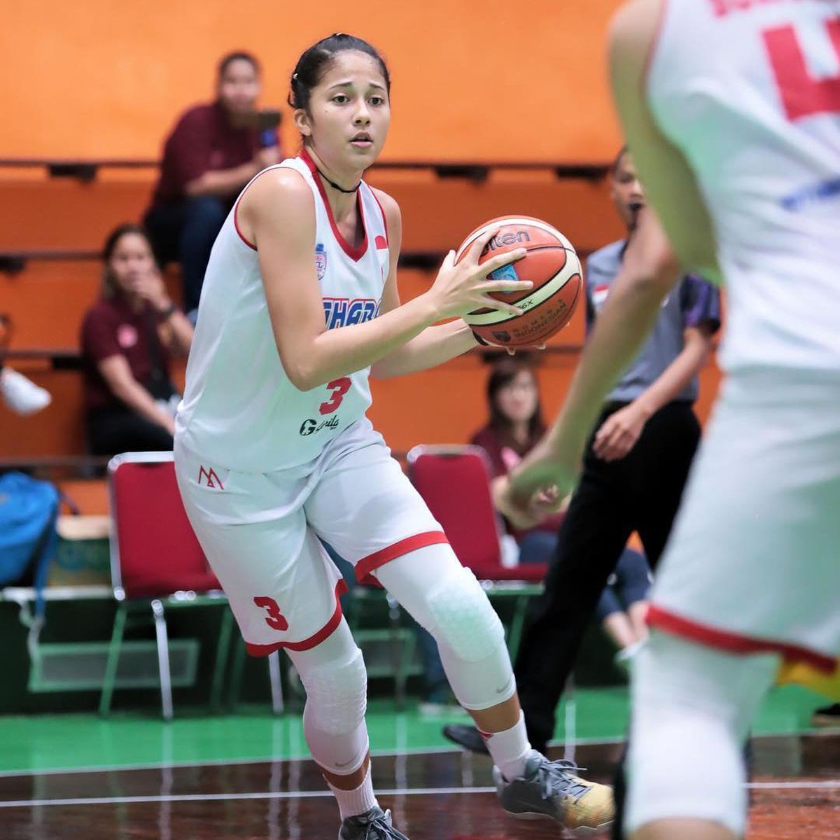 7 Foto Sitha Marino yang Mampu Rebut Hati Bastian Steel dari Shafa Harris