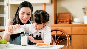3 Kandunagn Penting dalam Menu Sarapan Anak