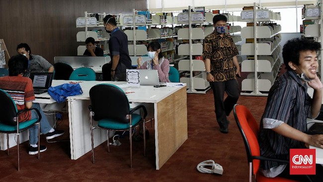Dokter Dirga menyebut vaksin tak serta merta memusnahkan Covid-19, sehingga tetap harus terapkan protokol 3M #memakaimasker, #mencucitangan, dan #menjagajarak.