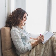 Ini Manfaat yang Akan Didapatkan Jika Rutin Menulis Buku Harian