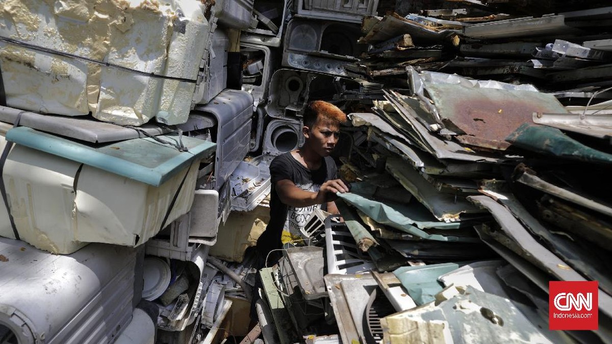 FOTO: Limbah Elektronik di Jakarta Capai 22,6 Ton