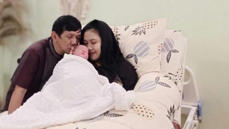 Ginanjar dan Tiara
