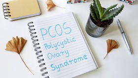 PCOS: Gejala, Penyebab, dan Tak Haid Berbulan-bulan