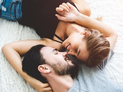 5 Tips Kesehatan Buat Bunda yang Baru Pertama Kali Berhubungan Seks