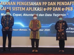 Kemnaker Resmikan Peluncuran Layanan Online e-PP dan e-PKB