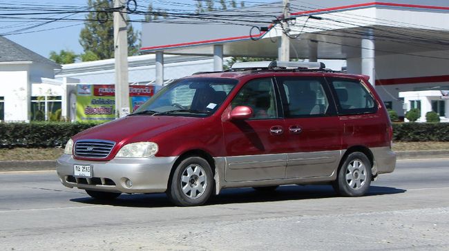 Kenali Penyebab Air Radiator Campur Oli Mesin Kia Carnival Di balik kenggulan Kia Carnival mesin bensin ternyata masih ada kekurangan dari mobil itu.