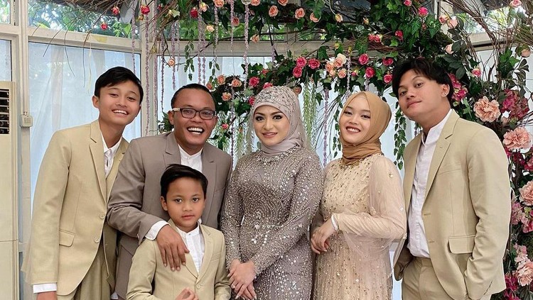 Pernikahan Sule dan Nathalie Holscher