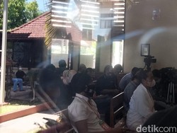 Hadiri Sidang Vonis Jerinx, Anji Berharap Putusan Adil