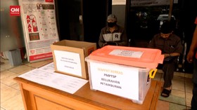VIDEO: Warga Bingung Layanan Dropbox Kelurahan Petamburan