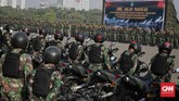 FOTO: Apel Siaga TNI Hadapi Pilkada Serentak 2020 Aparat TNI menggelar apel siaga menghadapi Pilkada Serentak 2020 dan antisipasi banjir di Lapangan Silang Monas, Jakarta, Jumat (20/11)