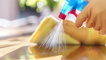 TIPS MENJAGA RUMAH TETAP BERSIH SELAMA MUSIM HUJAN: NOMER 7 PALING PENTING