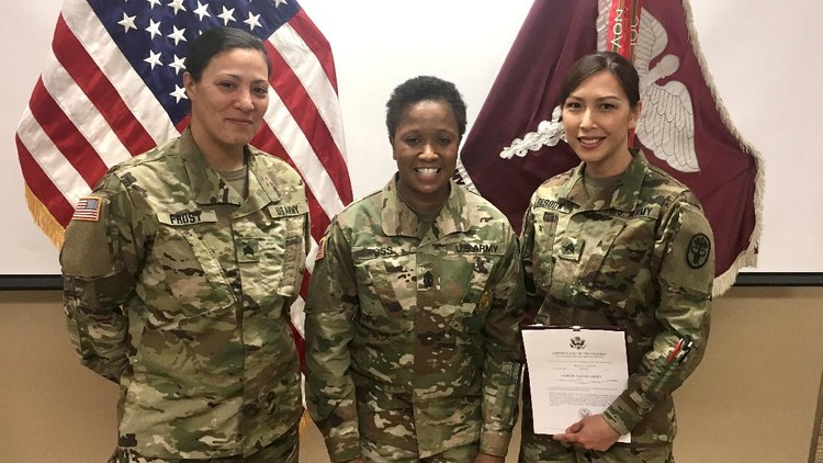 Kristania Virginia Besouw yang kini menjadi tentara wanita dan perawat di Amerika Serikat