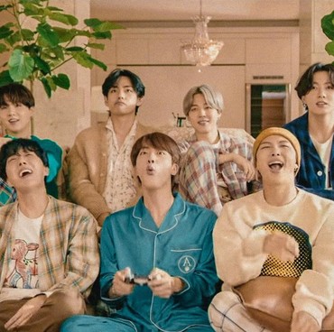 Lirik Lagu Blue & Grey - BTS