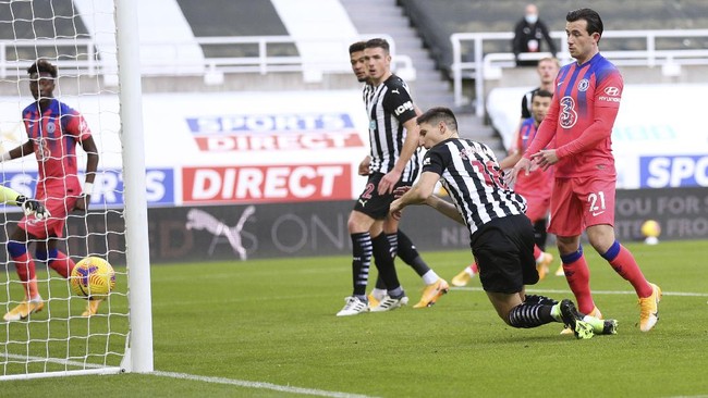 Chelsea berhasil mengalahkan tuan rumah Newcastle United 2-0 dalam lanjutan Liga Inggris pekan ke-9, Sabtu (21/11) malam WIB.