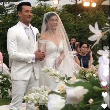 Mahar Mewah Pernikahan Putri Hetty Koes Endang VS Denny Sumargo Menikah