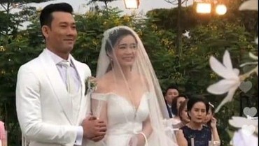 Mahar Mewah Pernikahan Putri Hetty Koes Endang VS Denny Sumargo Menikah