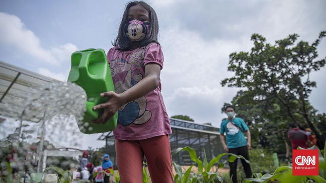 Psikolog Anak Elizabeth Santosa berpesan agar anak jangan terlalu banyak diberikan fasilitas gadget karena membuat kemampuan kreativitasnya tak berkembang.