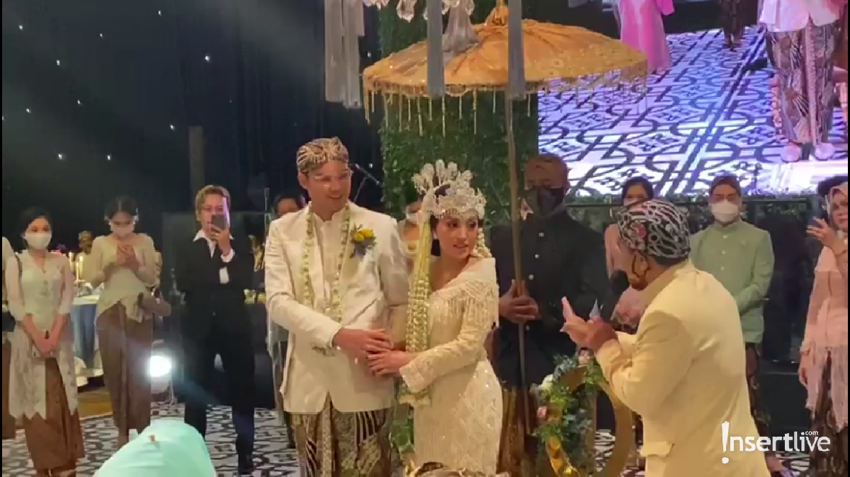 Pernikahan putri Hetty Koes Endang